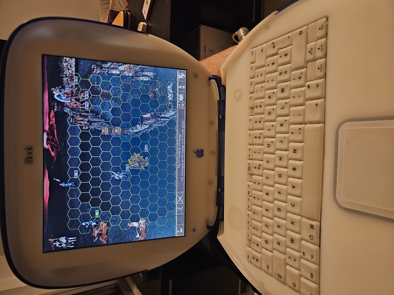 ibook g3 running heroes of might and magic III