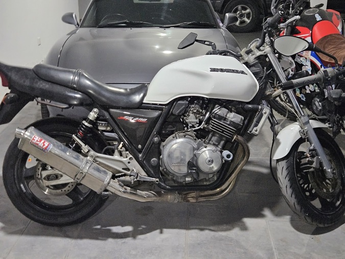 1992 Honda CB400SF, 125kb